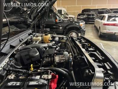 2012 Newport Carter Reed Grech Engineer Ford F550 Executive Shuttle - Executive Shuttle for Sale in Sacramento, CA - Photo 15
