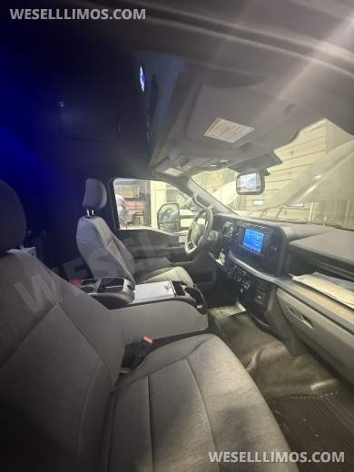 2025 LGE Coachworks Ford F-550 Executive Shuttle Bus - Shuttle Bus for Sale in North East, PA - Photo 12