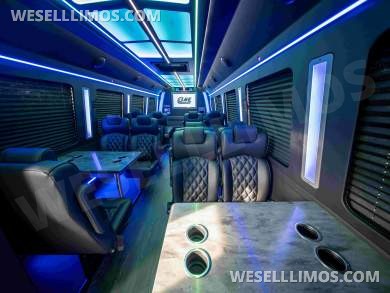 2025 LGE Coachworks Ford F-550 Executive Shuttle Bus - Shuttle Bus for Sale in North East, PA - Photo 14