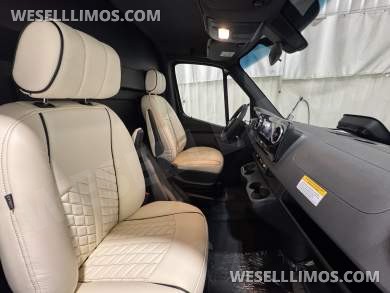 2025 First Class Customs, Inc. Mercedes-Benz CEO Sprinter Sprinter - Sprinter for Sale in Springfield, MO - Photo 16