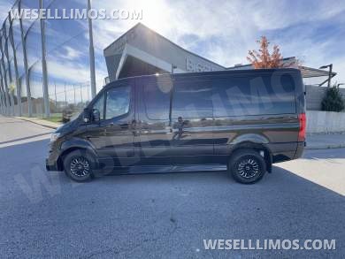 2025 First Class Customs, Inc. Mercedes-Benz CEO Sprinter Sprinter - Sprinter for Sale in Springfield, MO - Photo 18