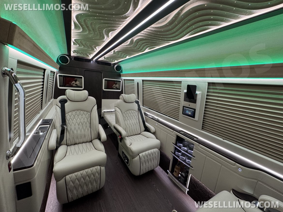 Sprinter for Sale in Springfield, MO - Photo 2