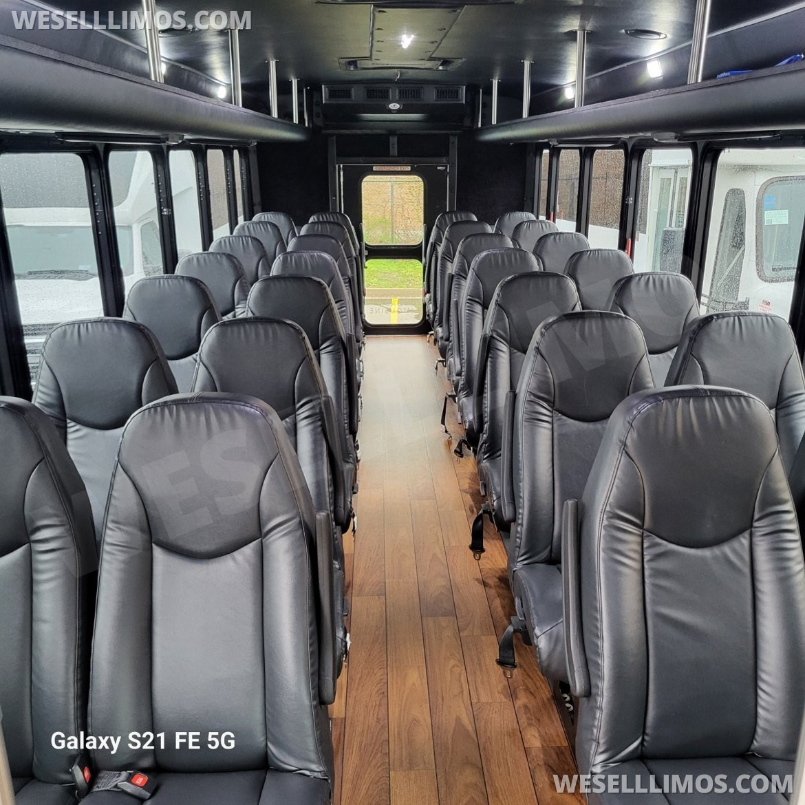 Executive Shuttle for Sale in Addison, IL - Photo 10