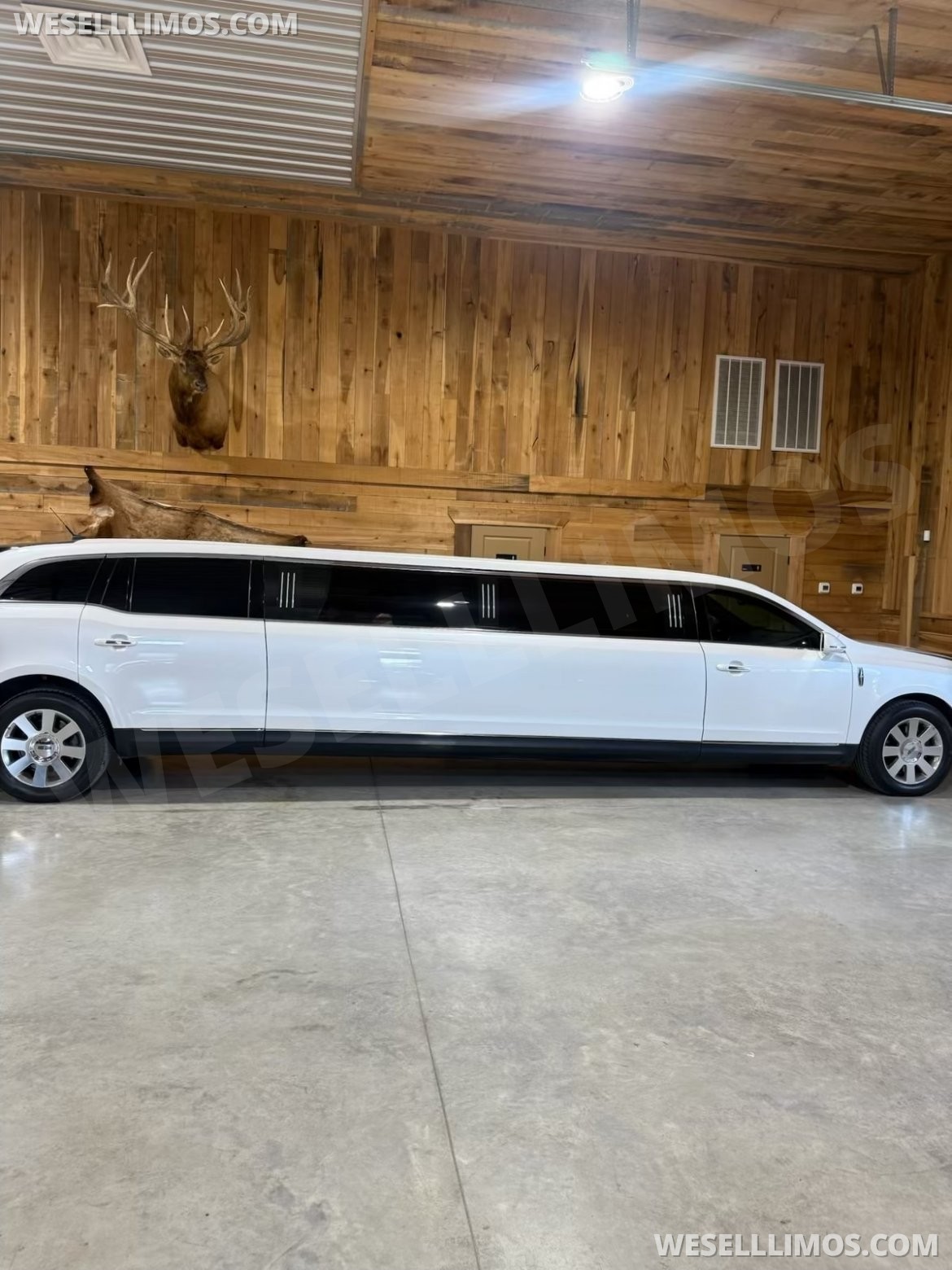 Limousine for Sale in Nashville, TN - Photo 2