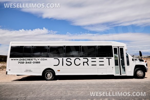 2008 Chevrolet C5500 Limo Bus for Sale in Las Vegas, NV - Photo 3
