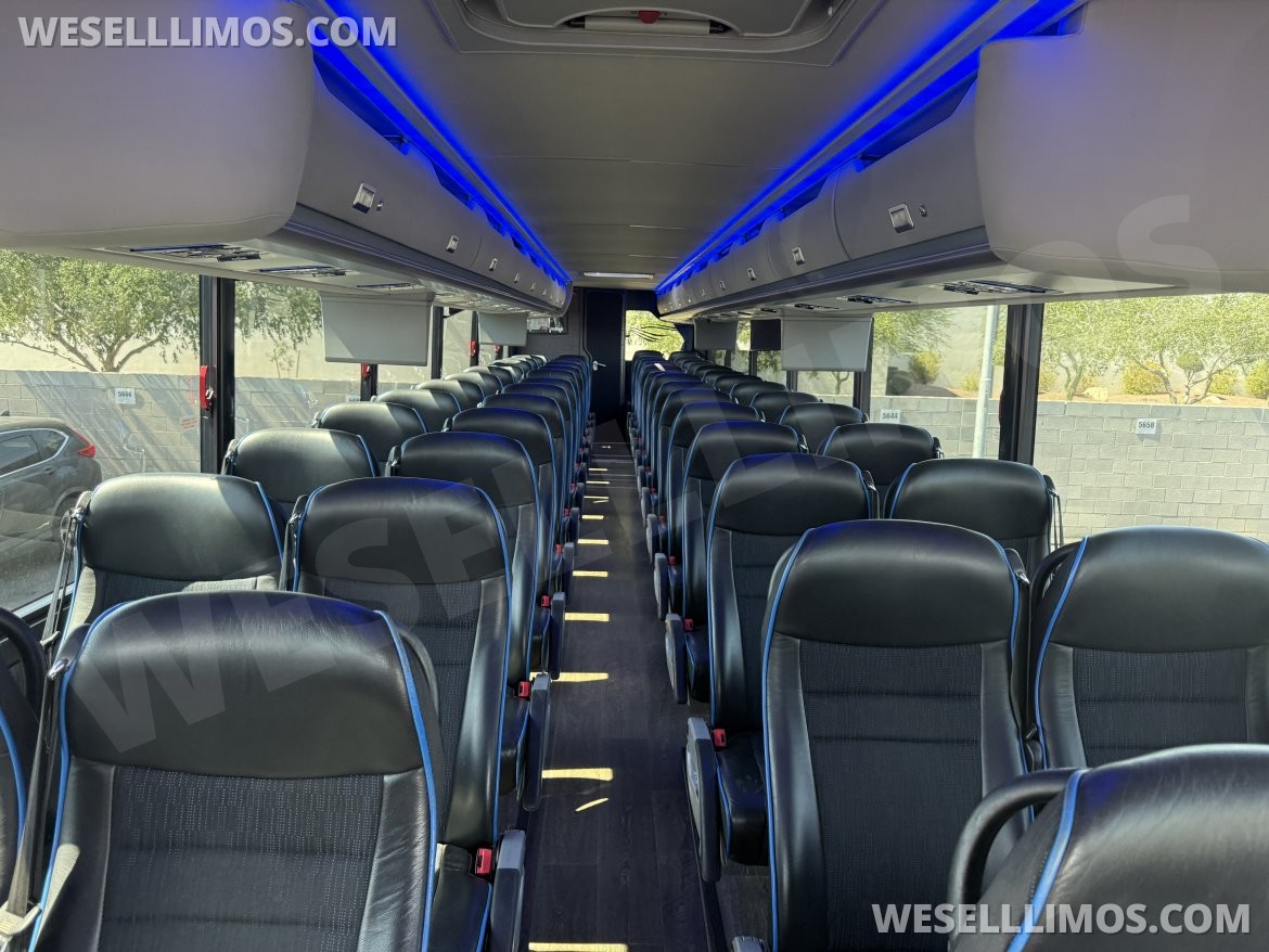 Motorcoach for Sale in Phoenix, AZ - Photo 5