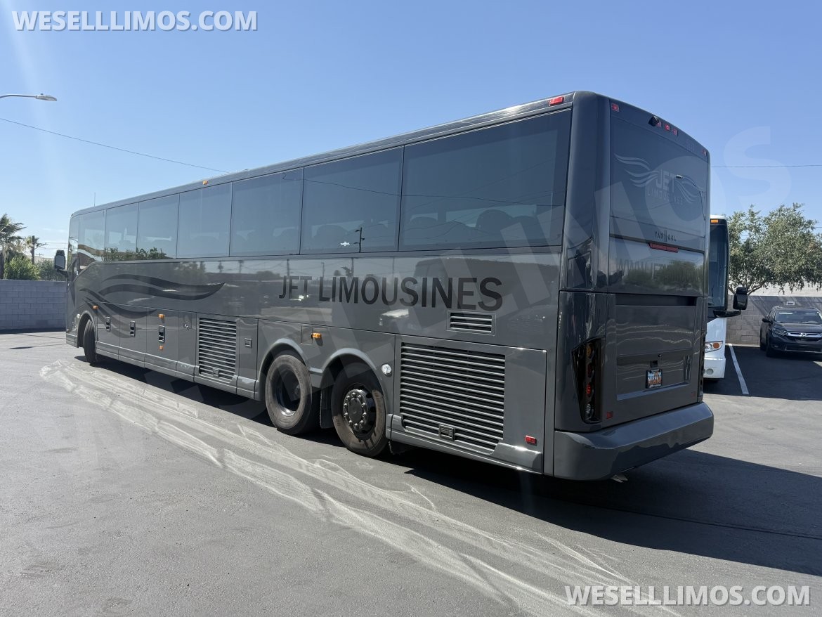 Motorcoach for Sale in Phoenix, AZ - Photo 4