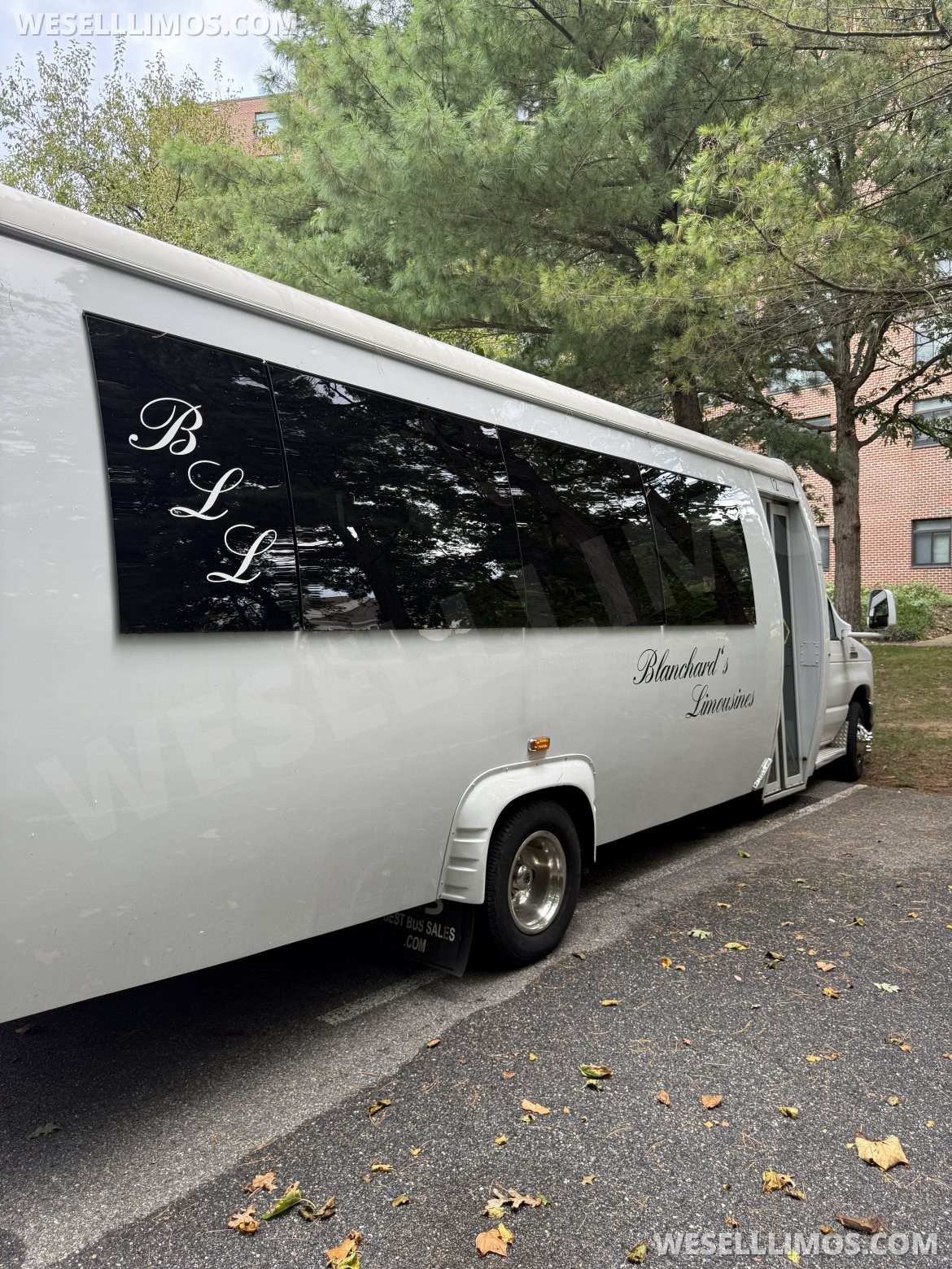 Executive Shuttle for Sale in Annapolis, MD - Photo 4