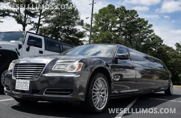 2014 Chrysler 300 Limousine for Sale in Marietta, GA - Main Photo