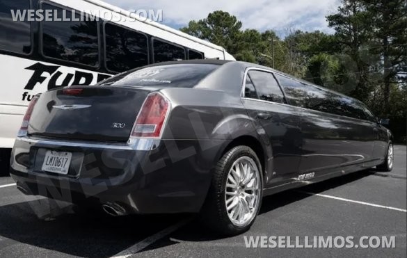 2014 Chrysler 300 Limousine for Sale in Marietta, GA - Photo 3