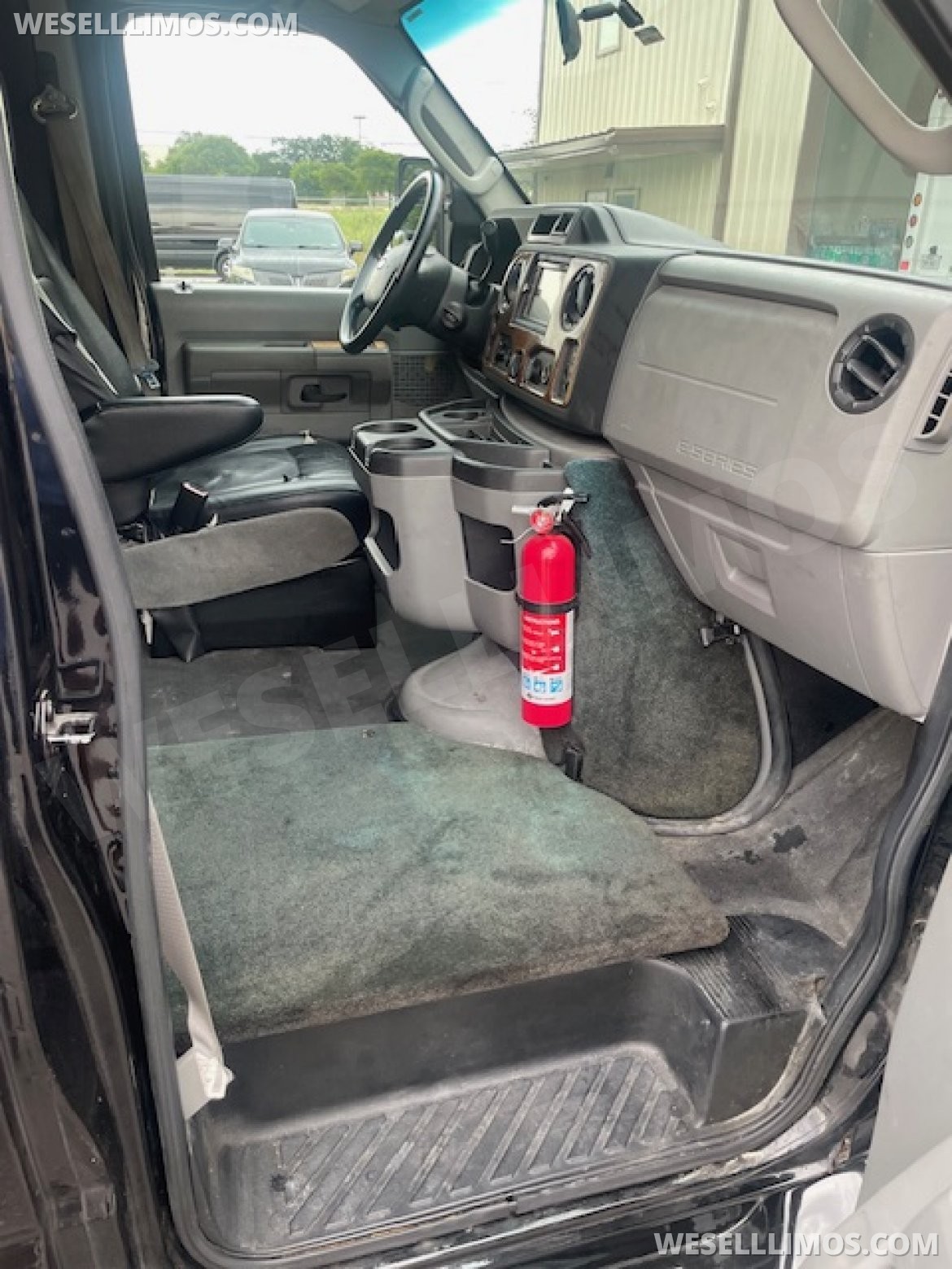Limo Bus for Sale in Austin, TX - Photo 10