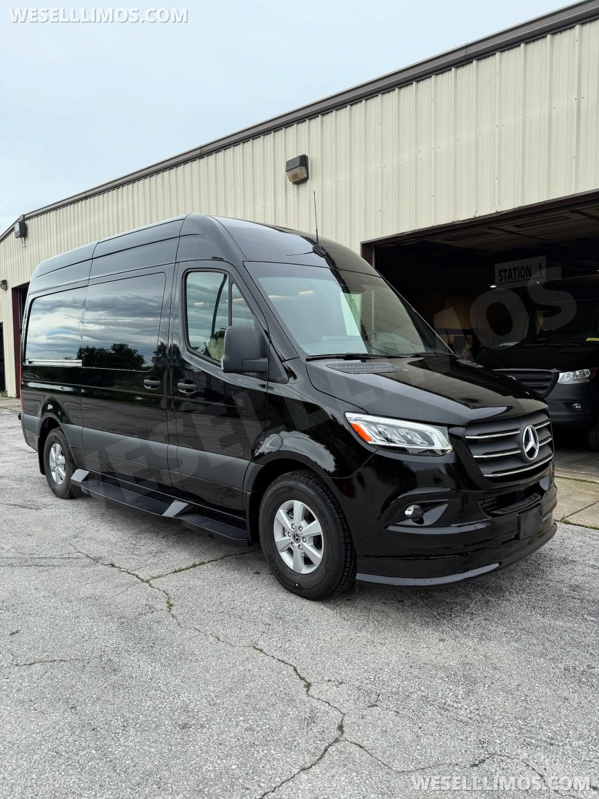 CEO SUV Mobile Office for Sale in Springfield, MO - Photo 3