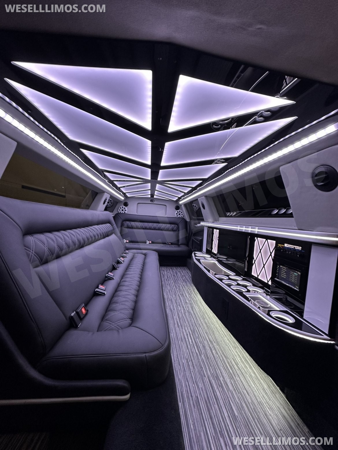 Limousine for Sale in Springfield, MO - Photo 5