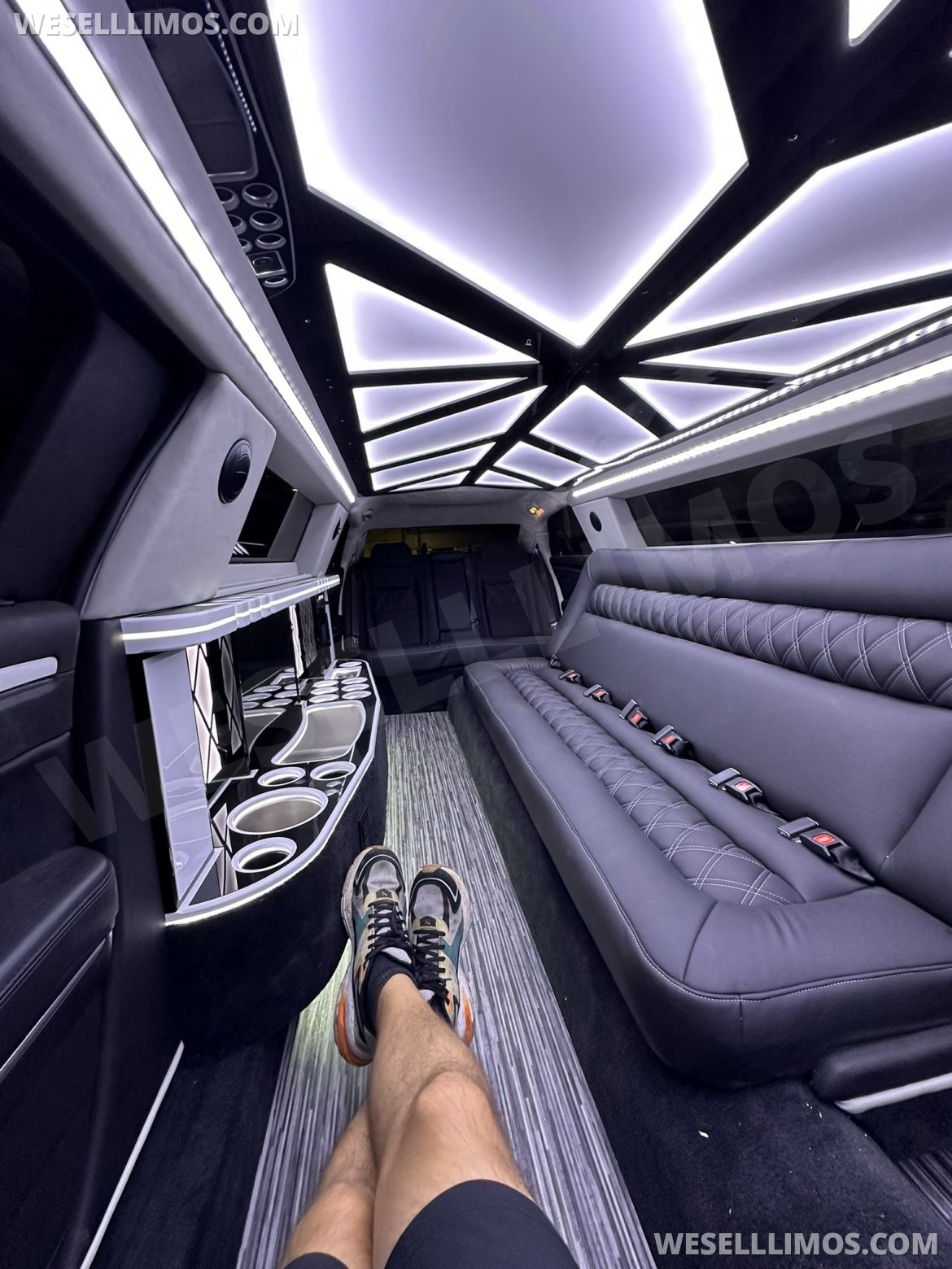 Limousine for Sale in Springfield, MO - Photo 7