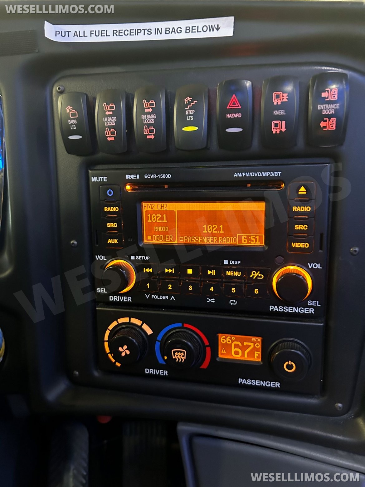 Motorcoach for Sale in Rochester, MN - Photo 9