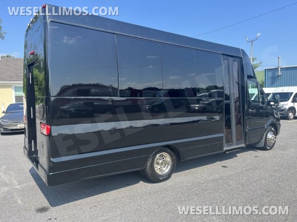 2015 Mercedes-Benz 3500 Executive Shuttle for Sale in Pasadena, MD - Photo 3