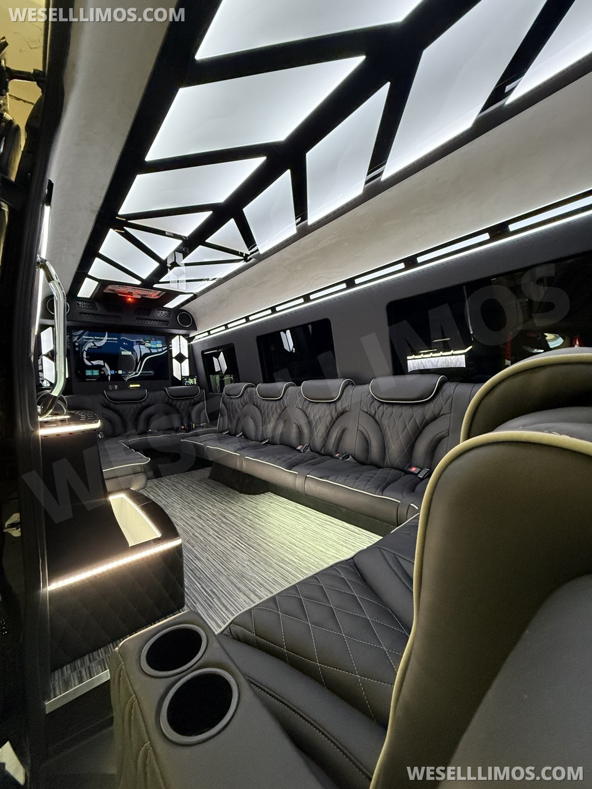Sprinter for Sale in Springfield, MO - Main Photo