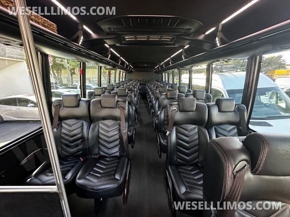 2018 Freightliner M2106 Passenger Bus Executive Shuttle for Sale in Carson, CA - Main Photo