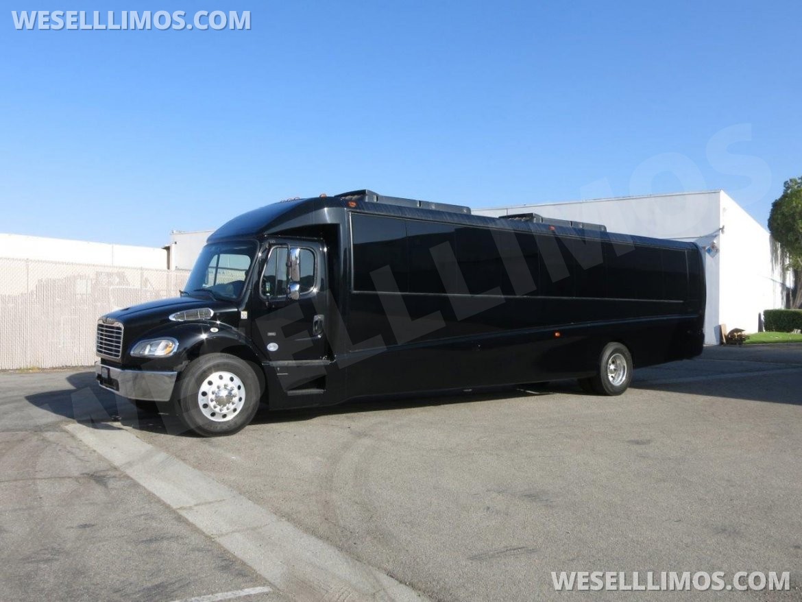 Executive Shuttle for Sale in Carson, CA - Photo 16