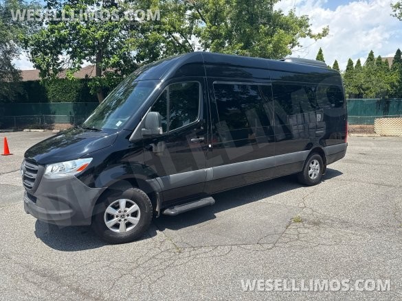 2019 Mercedes-Benz Sprinter Sprinter for Sale in BALDWIN, NY - Photo 3
