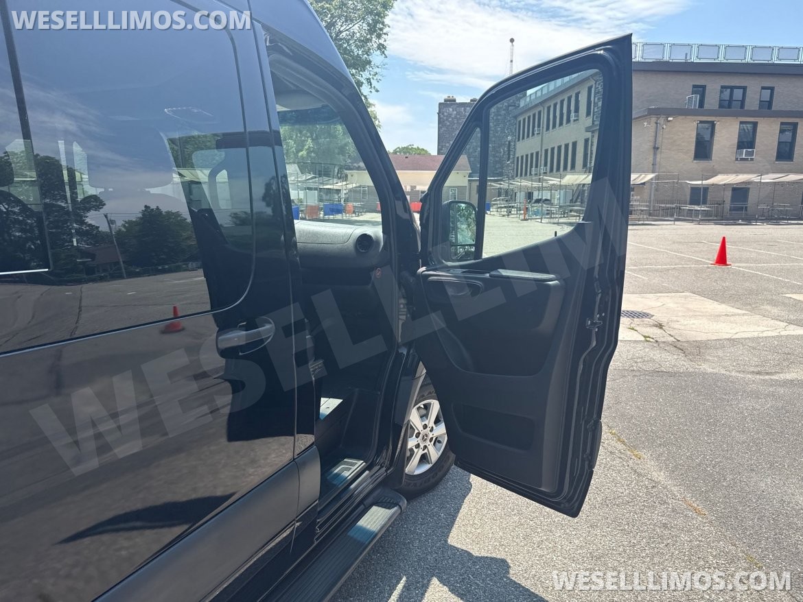 Sprinter for Sale in BALDWIN, NY - Photo 18