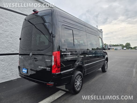 2024 Mercedes-Benz Limited SE 9 Passenger Sprinter for Sale in Troy, OH - Photo 3