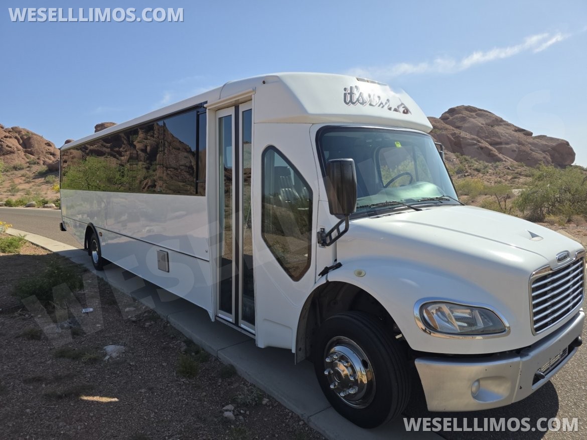 Shuttle Bus for Sale in Laguna Niguel, CA - Photo 3