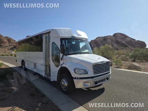 2018 Freightliner 3400 Shuttle Bus for Sale in Laguna Niguel, CA - Main Photo