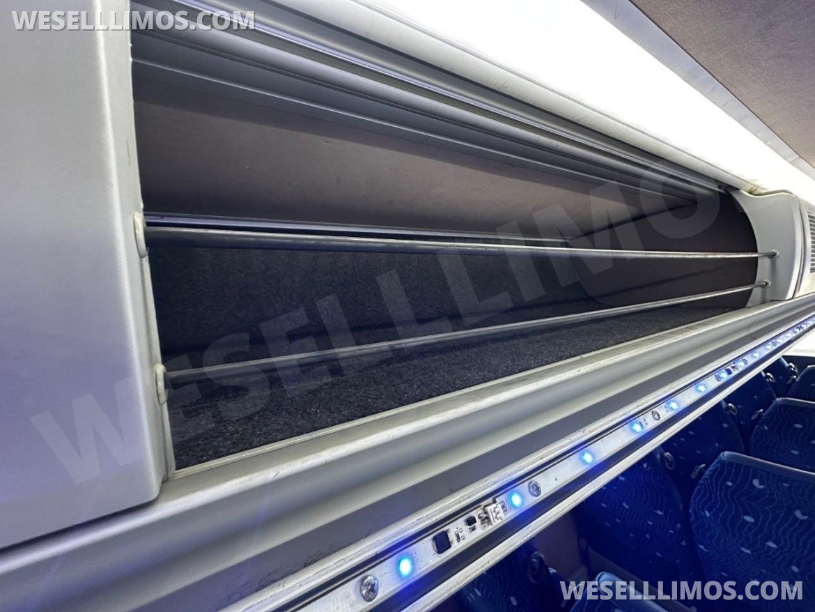 Motorcoach for Sale in Carson, CA - Photo 9