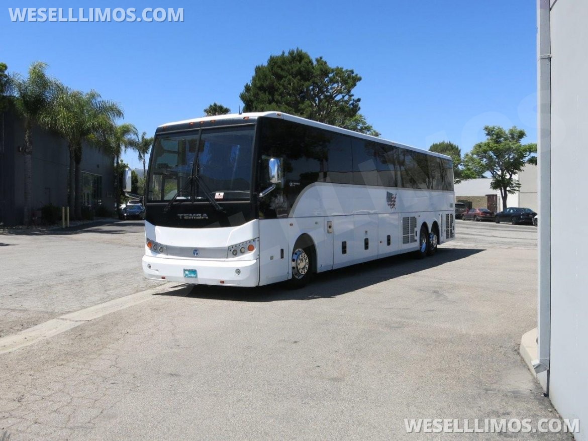 Motorcoach for Sale in Carson, CA - Photo 12