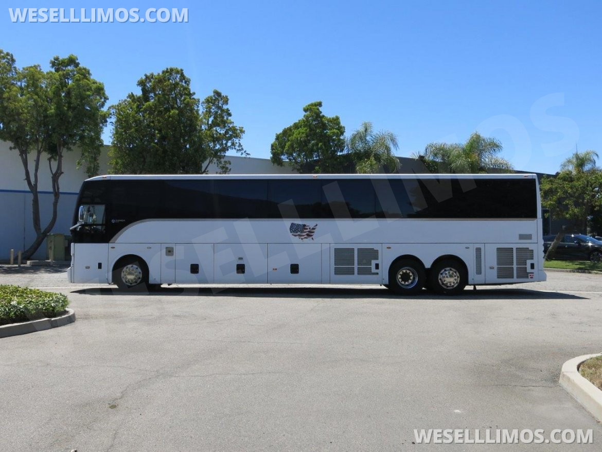 Motorcoach for Sale in Carson, CA - Photo 13