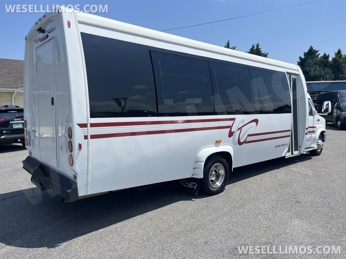 Limo Bus for Sale in Pasadena, MD - Photo 5