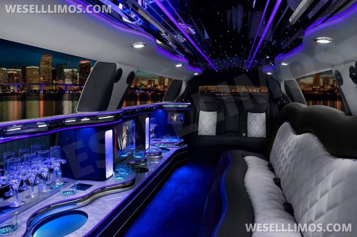 Limousine for Sale in Aurora, CO - Photo 2
