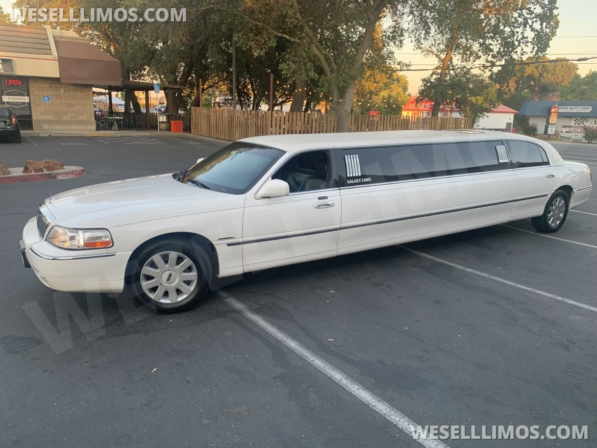 Limousine for Sale in Antelope, CA - Photo 2