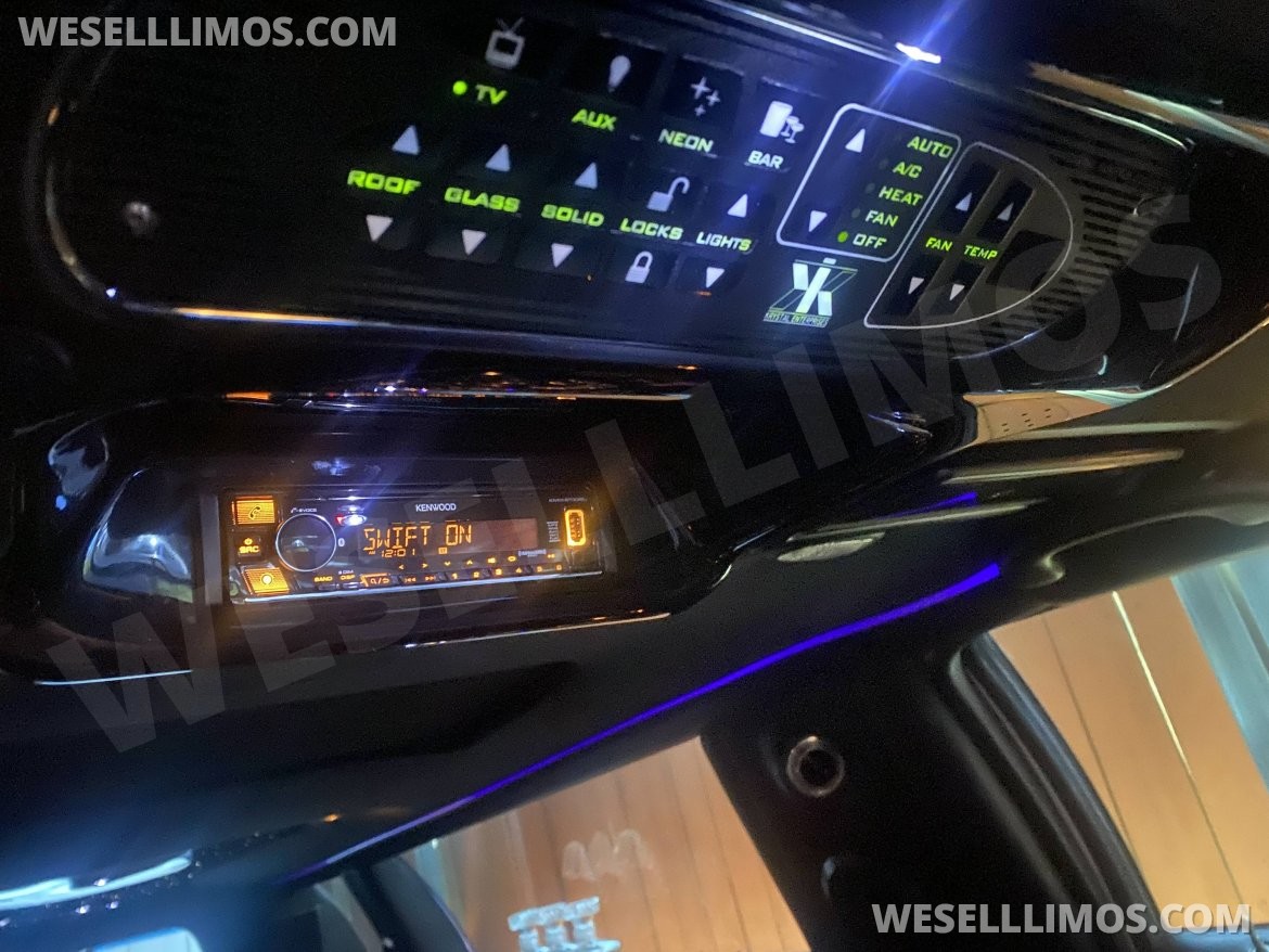 Limousine for Sale in Antelope, CA - Photo 11