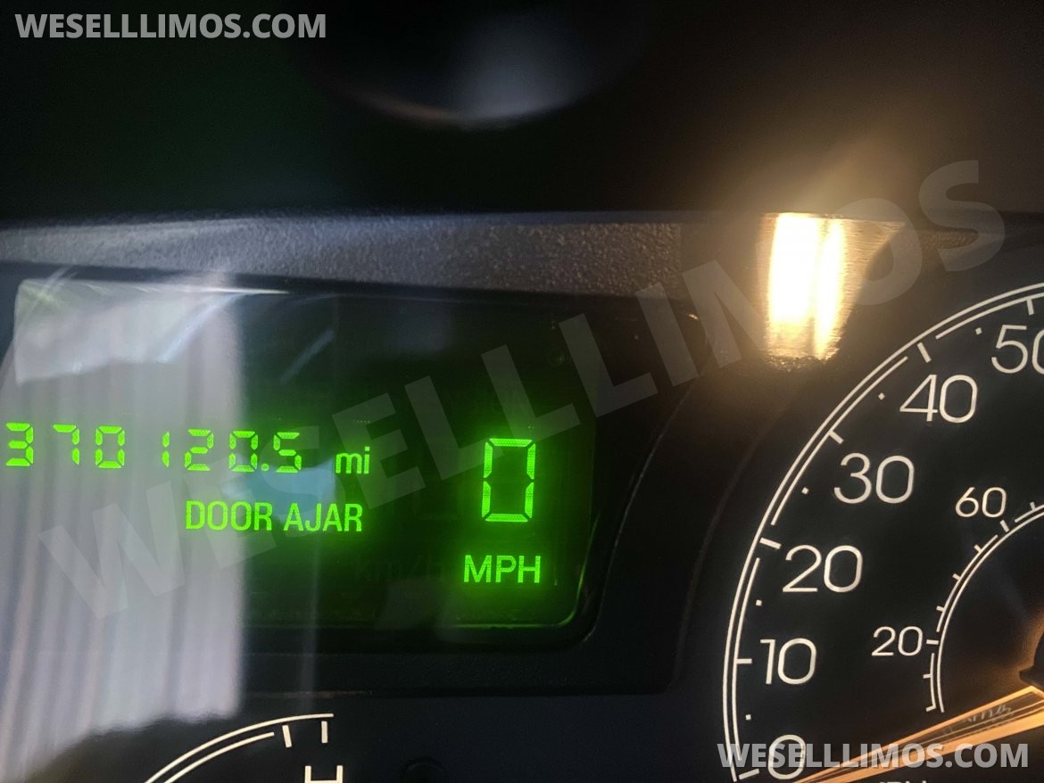 Limousine for Sale in Antelope, CA - Photo 12
