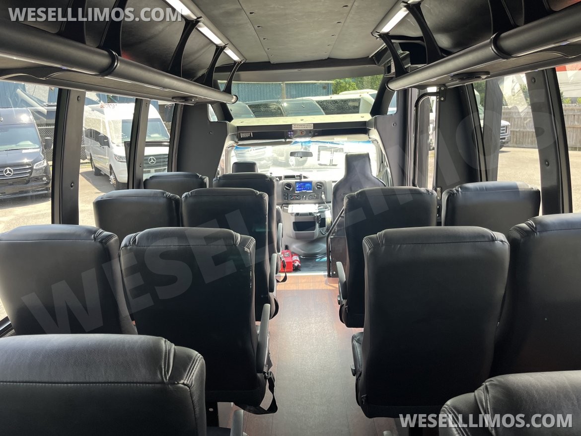 Executive Shuttle for Sale in Pasadena, MD - Photo 6
