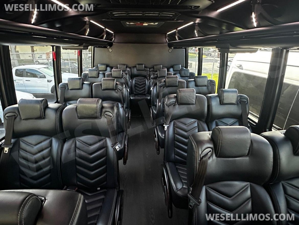 Executive Shuttle for Sale in CARSON, CA - Photo 3