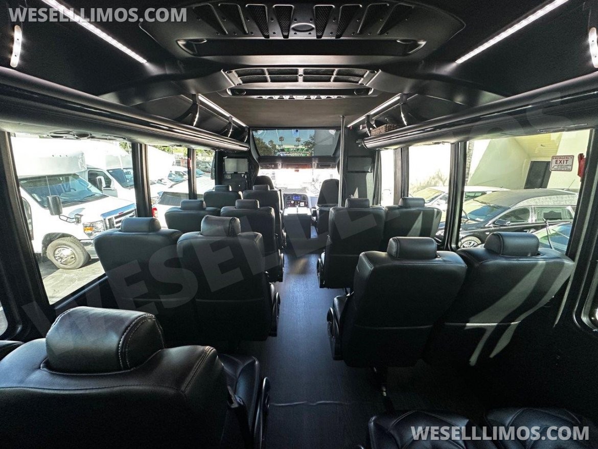 Executive Shuttle for Sale in CARSON, CA - Photo 11