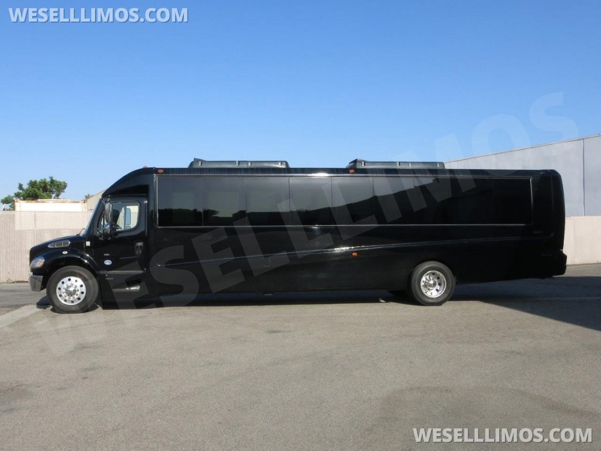 Executive Shuttle for Sale in CARSON, CA - Photo 16