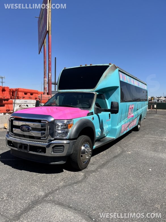 2015 Ford F550 Shuttle Bus for Sale in Phoenix, AZ - Photo 3