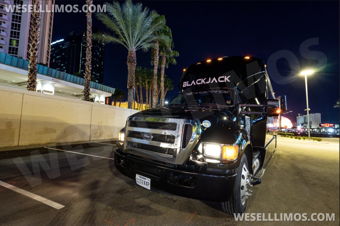 Limo Bus for Sale in Las Vegas, NV - Photo 2