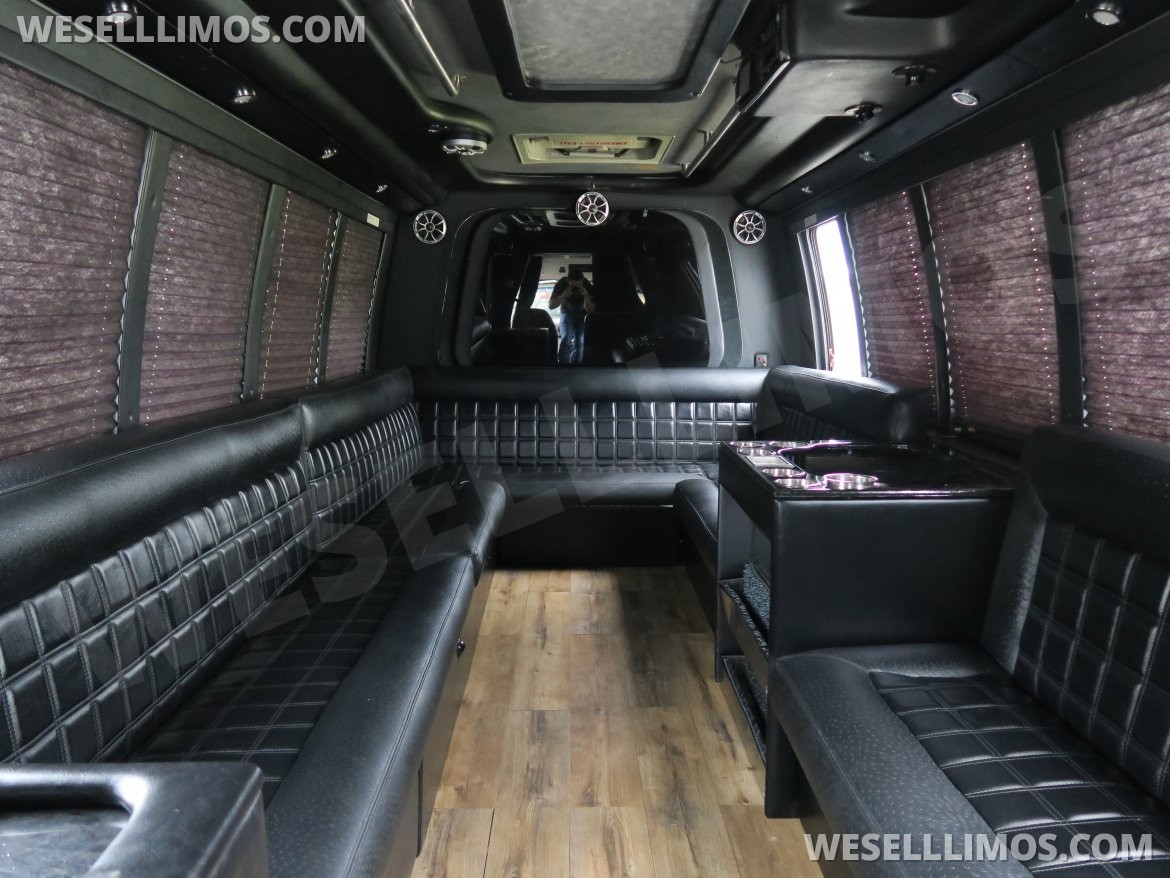 Limo Bus for Sale in Houston, TX - Photo 14
