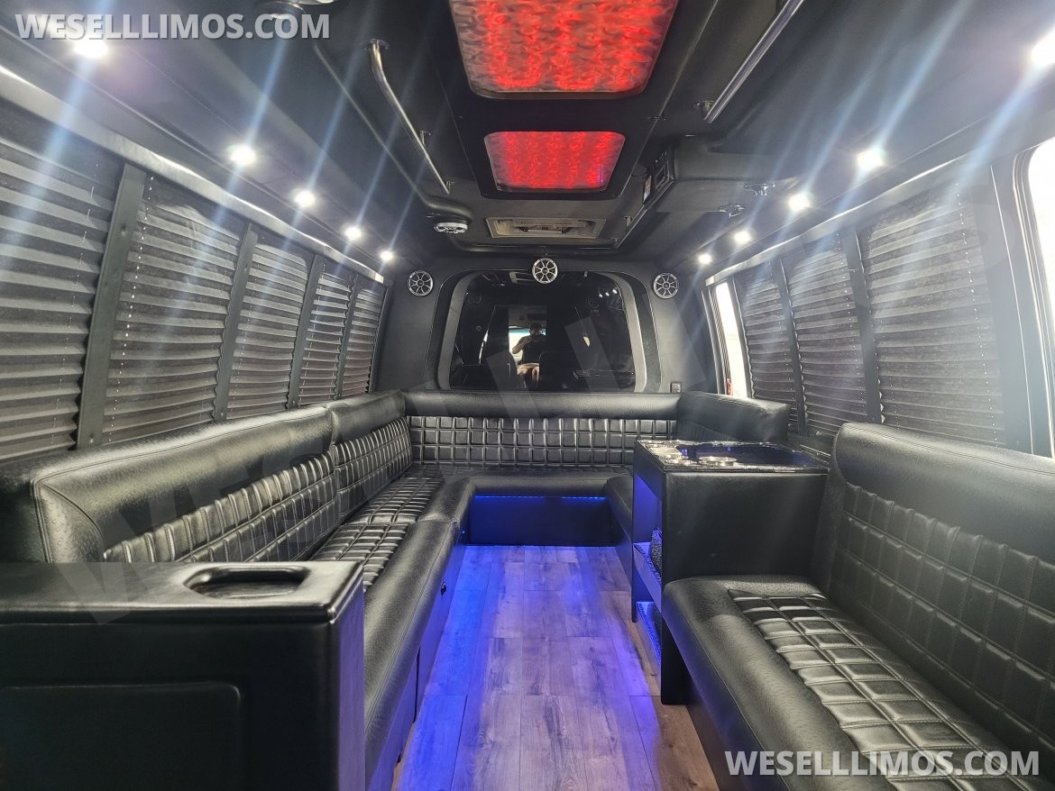 Limo Bus for Sale in Houston, TX - Photo 9