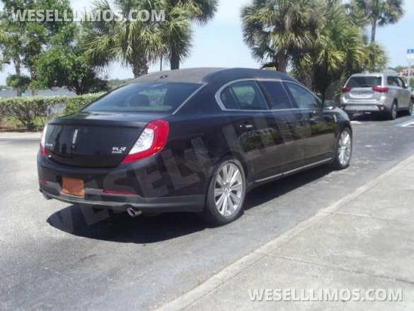 2014 Lincoln MKS Limousine for Sale in St Marys, GA - Photo 3