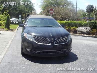 2014 Lincoln MKS Limousine - Only 4,838 Miles - Like New Mini-Limo - Limousine for Sale in St Marys, GA - Photo 4