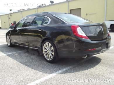2014 Lincoln MKS Limousine - Only 4,838 Miles - Like New Mini-Limo - Limousine for Sale in St Marys, GA - Photo 6