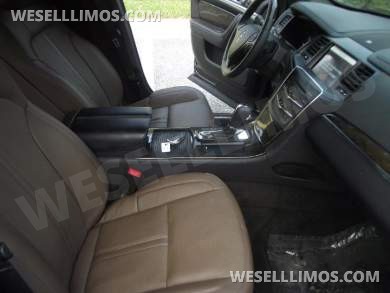 2014 Lincoln MKS Limousine - Only 4,838 Miles - Like New Mini-Limo - Limousine for Sale in St Marys, GA - Photo 8