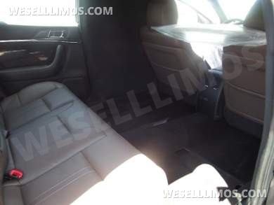 2014 Lincoln MKS Limousine - Only 4,838 Miles - Like New Mini-Limo - Limousine for Sale in St Marys, GA - Photo 11