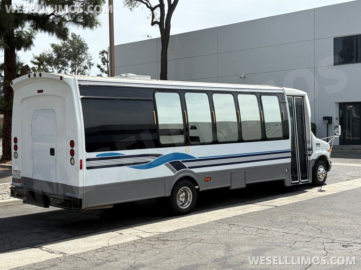 Limo Bus for Sale in Santa Fe Springs, CA - Photo 3